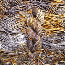 Load image into Gallery viewer, Bulky Merino - Steve's Gold - Heathered Yarn Company