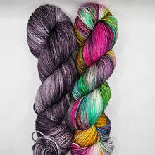 Load image into Gallery viewer, SNYC Make-A-Long Kit 2 - Heathered Yarn Company
