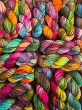 Load image into Gallery viewer, Merino Sock - Dream Date - Heathered Yarn Company
