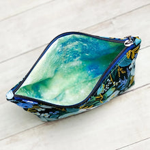 Load image into Gallery viewer, Blue Floral Zipper Pouch

